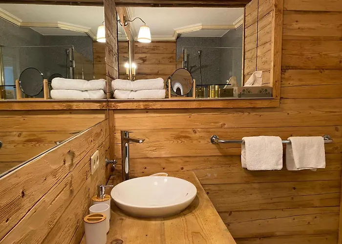 Ruhige Und Einladende In